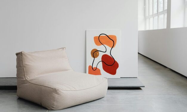 How to Decorate With Oversized Furniture